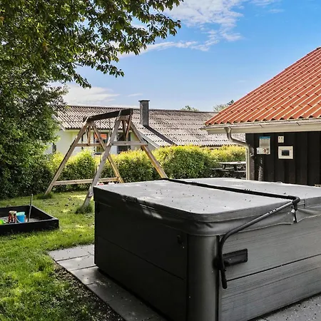 Awesome In Juelsminde With Sauna *