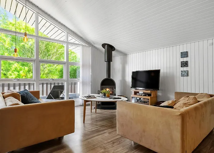 Awesome In Juelsminde With Sauna Σπίτι διακοπών *