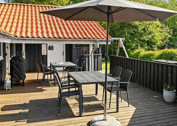 Σπίτι διακοπών Awesome In Juelsminde With Sauna