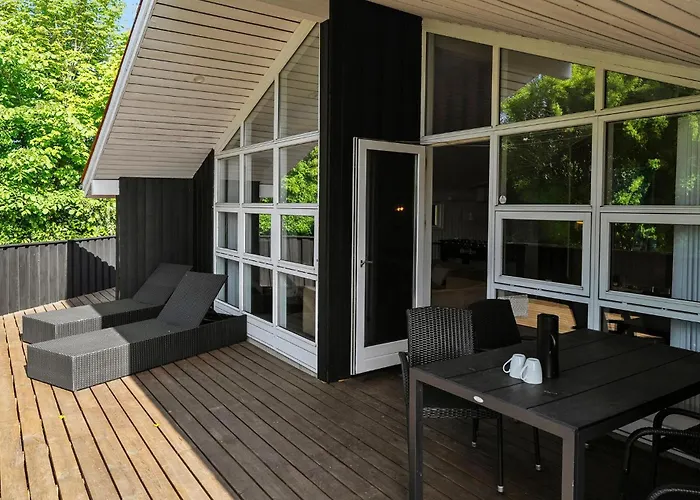 Awesome In Juelsminde With Sauna Sonderby (Midtjylland)